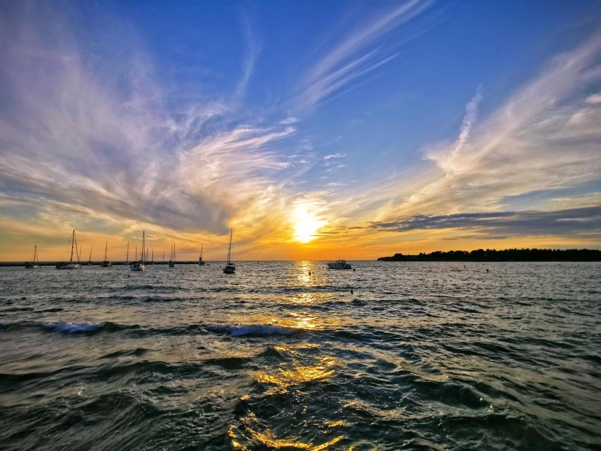 Emily Deluxe Superior 5 Star Studio Apartment, Your Piece Of Heaven With Sea & Park View Novigrad  Exterior photo