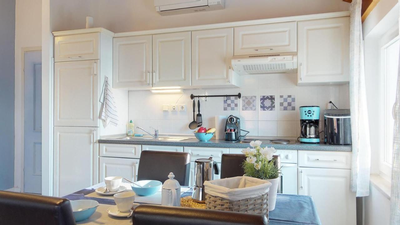 Emily Deluxe Superior 5 Star Studio Apartment, Your Piece Of Heaven With Sea & Park View Novigrad  Exterior photo
