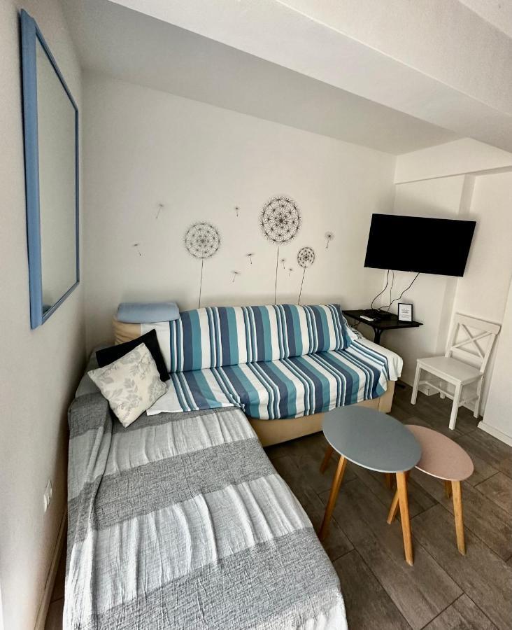 Emily Deluxe Superior 5 Star Studio Apartment, Your Piece Of Heaven With Sea & Park View Novigrad  Exterior photo