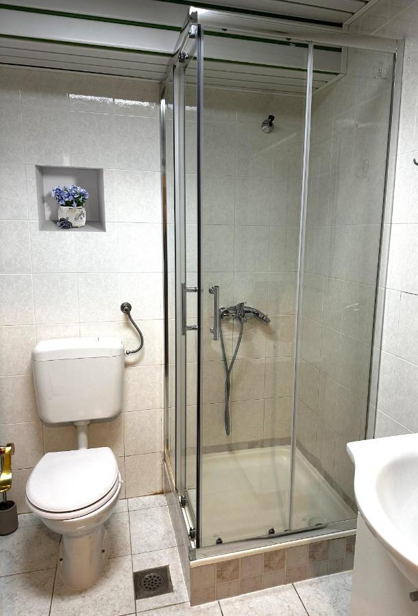 Emily Deluxe Superior 5 Star Studio Apartment, Your Piece Of Heaven With Sea & Park View Novigrad  Exterior photo